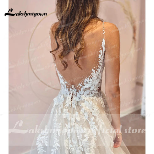 Sexy A-Line Backless Wedding Dress Customized Lace Applique Tulle Gowns